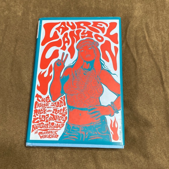 Book Bundle - Picture 2 of 10